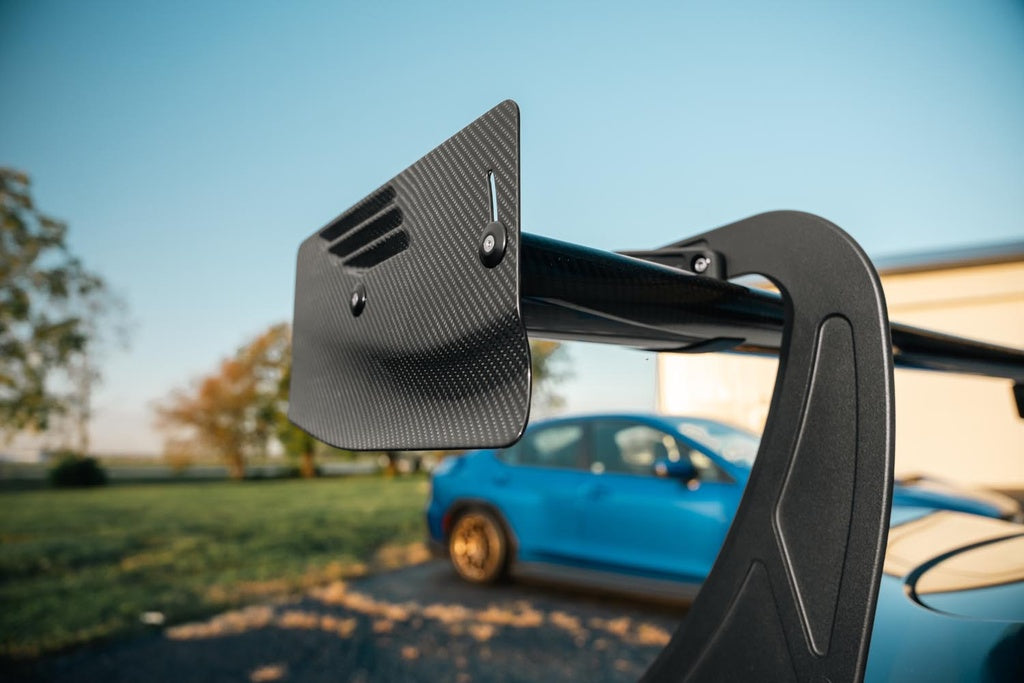Verus Engineering Vented UCW Carbon Fiber Endplates - Universal