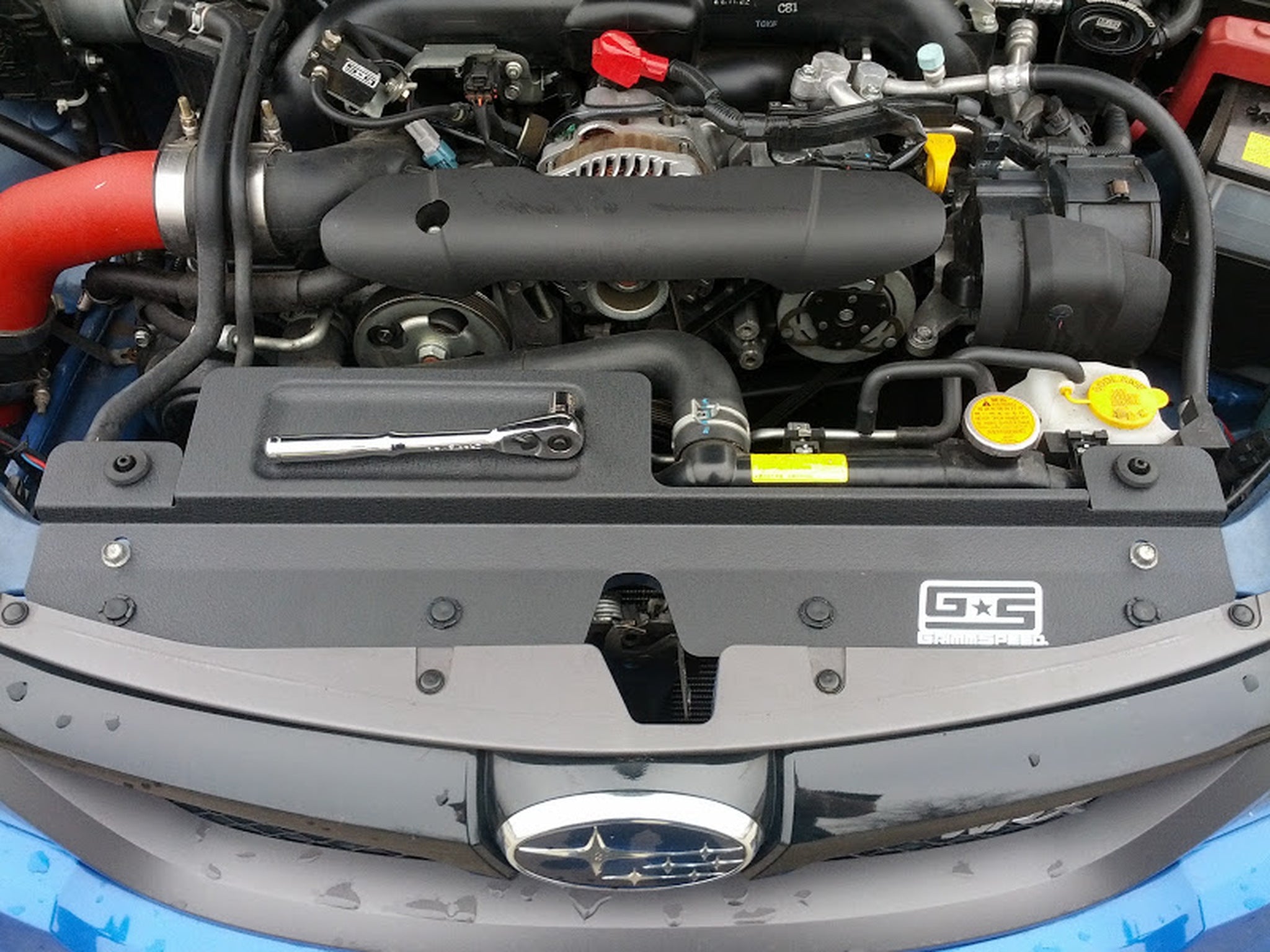GRIMMSPEED RADIATOR SHROUD + TOOL TRAY - SUBARU '05-09 LEGACY '05-07 OUTBACK